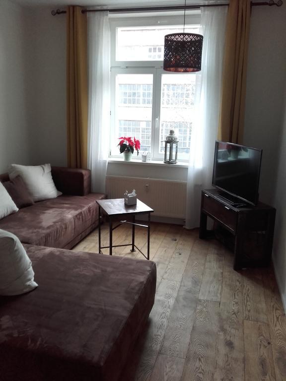 Apartment Am Kanal Lipsia Esterno foto